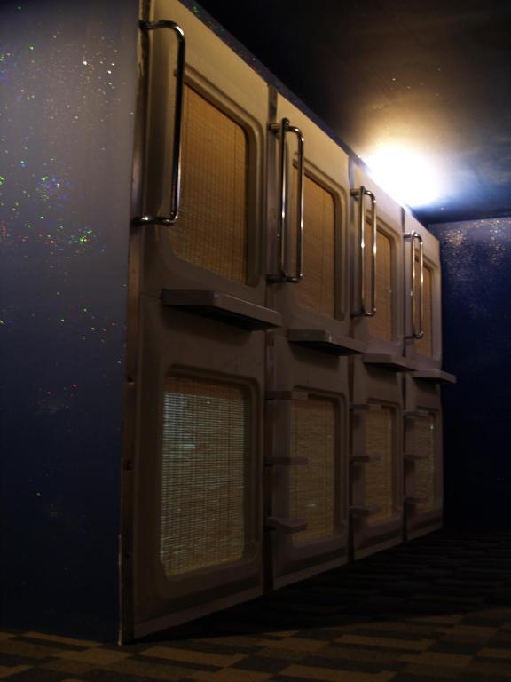 ユーフォー カプセル ホテル クアラルンプール 部屋 写真